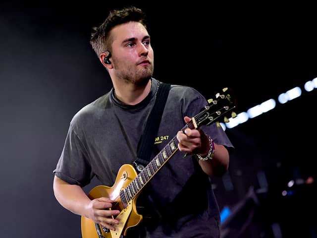  Sam Fender performs at the Mojave Tent during the 2025 Coachella festival. (Photo by Emma McIntyre/Getty Images for Coachella)
