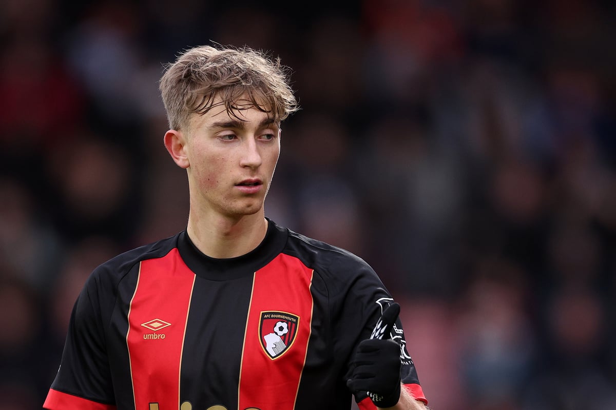 Premier League official statement confirms £50m transfer after Newcastle United & Arsenal offers