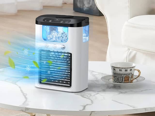 The cooling unit sprays a mist towards you, giving you relief from the heat