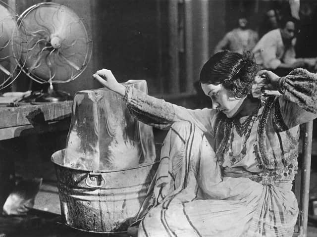 If you're feeling hot and bothered, there are ways to keep cool at home in the hot weather