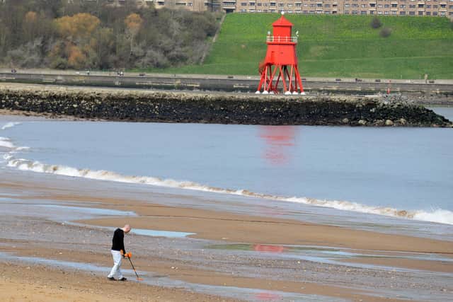 Emma Lewell, MP for South Shields, has raised concerns over the water quality at Littlehaven Beach in the House of Commons.