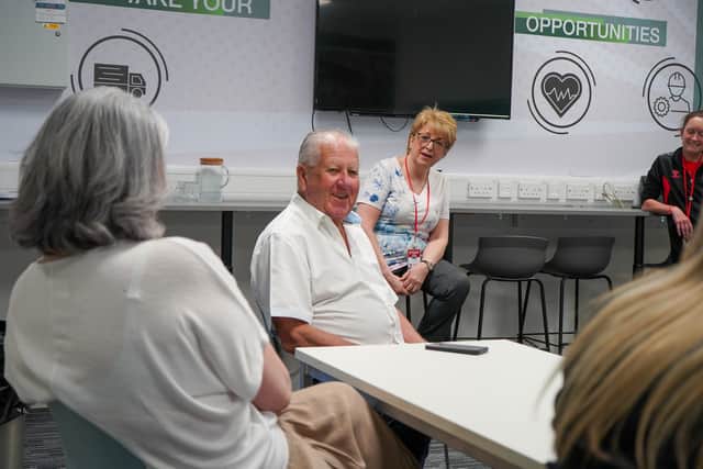 Sir Bob enjoyed an informal chat with the volunteers.