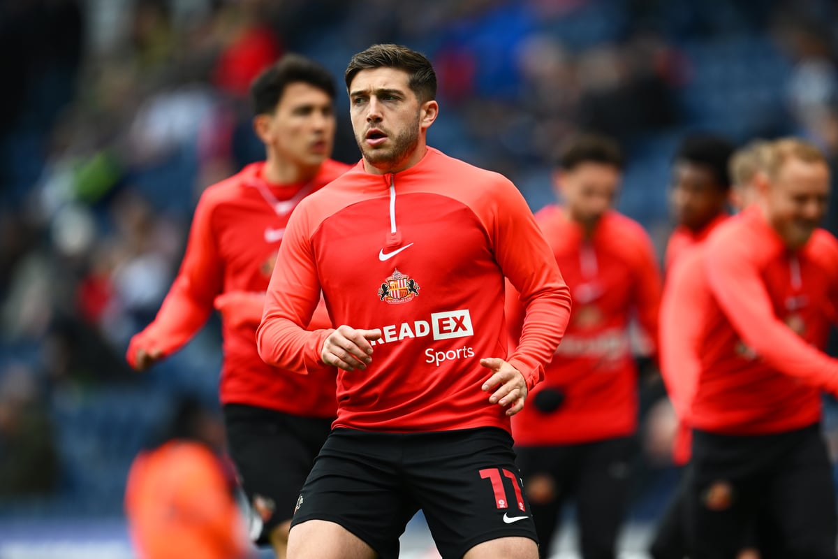 Former Sunderland star 'weighing up options' after Stoke City departure