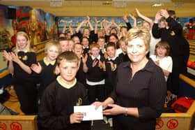 What a year 2005 was for Daniel Murray who won a pass for the Dunes Bowls. He was presented with his prize by manageress Lynn Anderson.