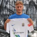 Former Newcastle United midfielder Nathan Carlyon has joined Blyth Town