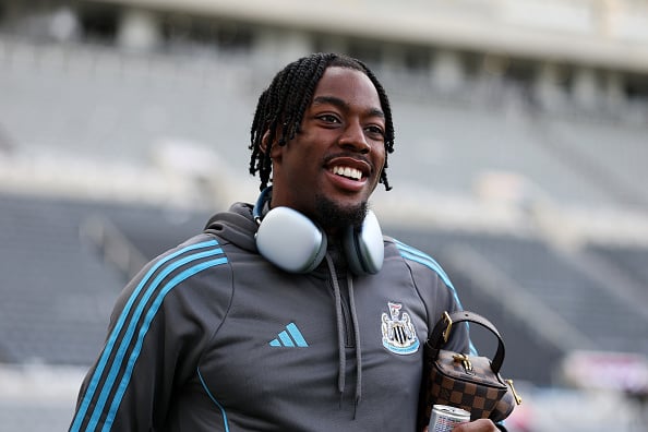 Newcastle United Hidden Injury Concern Revealed as Eddie Howe Guara...