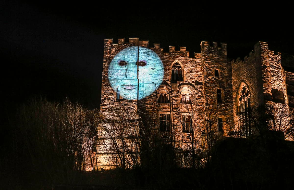 Wir wollen, dass die ursprünglich Lumiere zugewiesenen Mittel in Durham ...