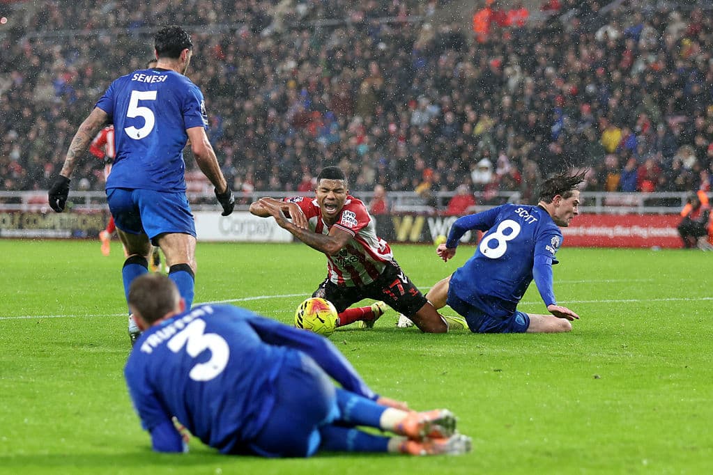 Sky Sports pundit claims Bournemouth should 'feel aggrieved' after key ...
