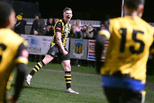 Hebburn Town celebrate after their late win against Morpeth Town (photo Tyler Lopes)