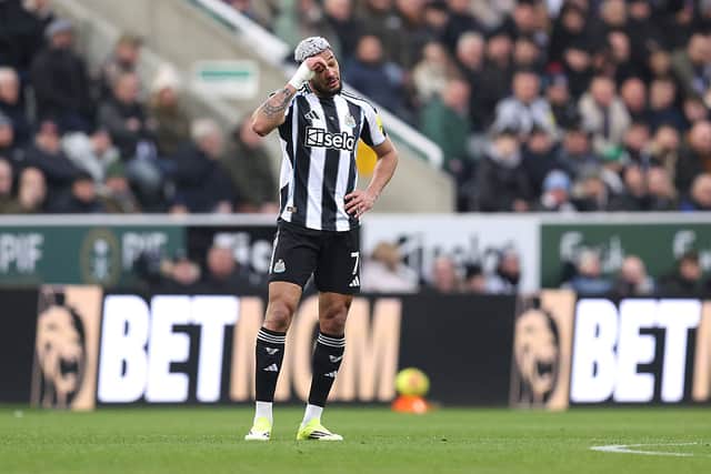 Joelinton was forced off for Newcastle United with an injury.