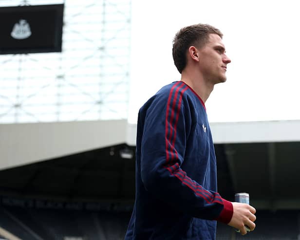 NEWCASTLE UPON TYNE, ENGLAND - FEBRUARY 28: Sven Botman of Newcastle United arrives at the stadium prior to the Premier League match between Newcastle United and Everton at St James' Park on February 28, 2026 in Newcastle upon Tyne, England. (Photo by Stu Forster/Getty Images)
