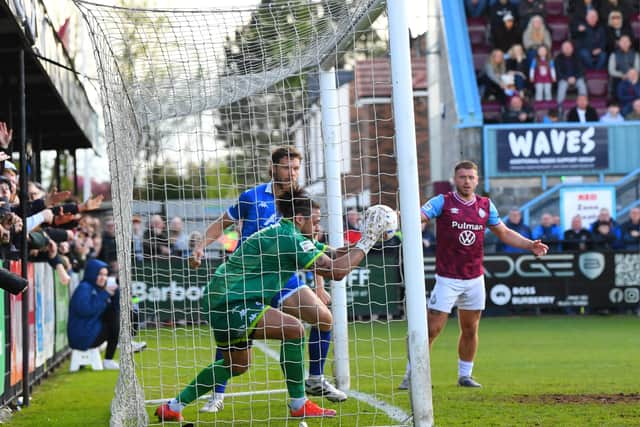 Action from South Shields v Bedford Town (photo Kevin Wilson)