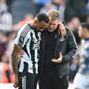 Newcastle United's English head coach Eddie Howe (R) speaks with Newcastle United's English striker #09 Callum Wilson (L) at the end of the English Premier League football match between Newcastle United and Everton at St James' Park in Newcastle-upon-Tyne, north east England on May 25, 2025. Everton wins 1 - 0 against Newcastle United. (Photo by ANDY BUCHANAN / AFP)