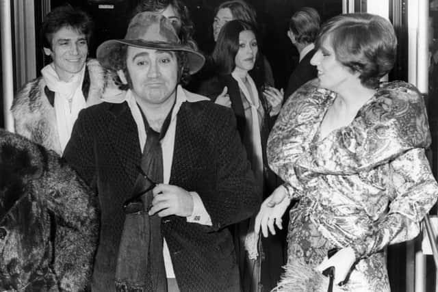 The premiere of Nicolas Roeg's film 'The Man Who Fell To Earth', starring David Bowie, at London's Leicester Square Theatre in 1976. (Photo by Hulton Archive/Getty Images)