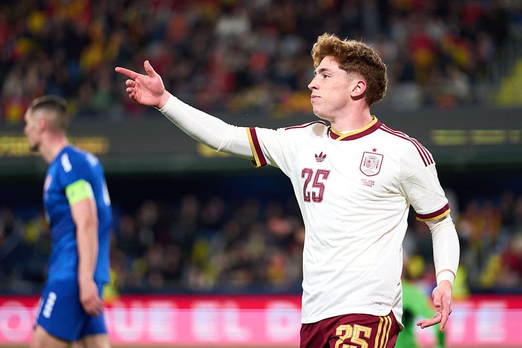 „Angebot abgegeben“ – Fabrizio Romano gibt ein Transfer-Update zu ...