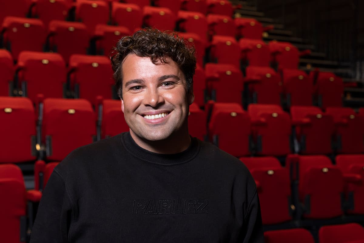 Joe McElderry-Fans sagen, seine neue Single „Phantom Of The Discotheque“ ...