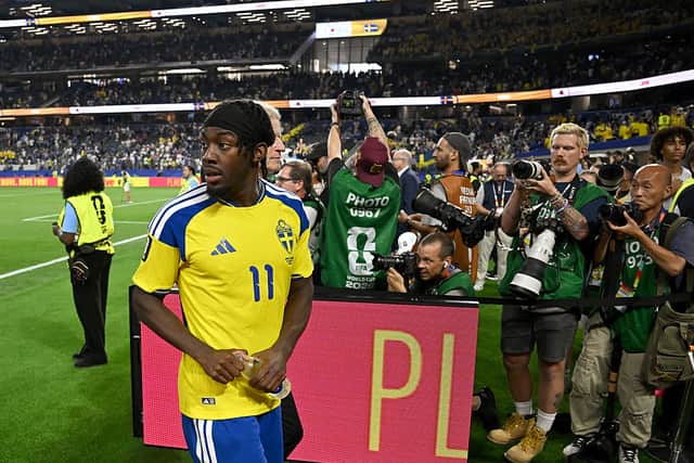 Sweden's forward #11 Anthony Elanga leaves the pitch at the end of the 2026 World Cup Group F football match between Japan and Sweden at the Dallas Stadium in Arlington on June 25, 2026. (Photo by Paul ELLIS / AFP via Getty Images)