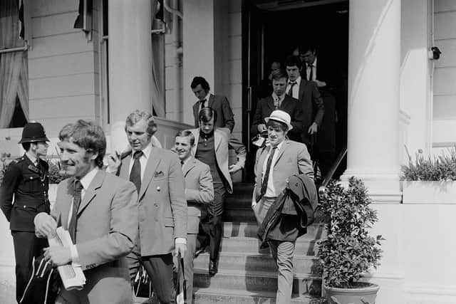 Eng;and's footballers including Alan Ball, Bobby Moore, Peter Thompson, and Emlyn Hughes, leave the team hotel in Lancaster Gate, London, for the FIFA World Cup finals in Mexico. (Photo by Roger Jackson/Central Press/Hulton Archive/Getty Images)