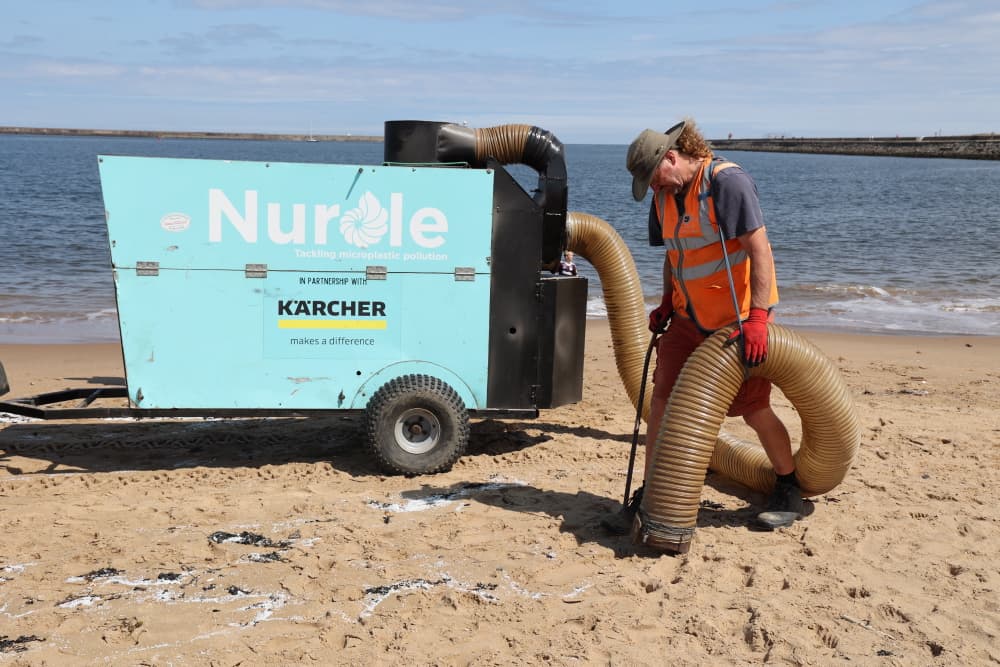 „Heute nicht gut gelaunte Plastikmüller“ - | Müllsammelteams in South ...