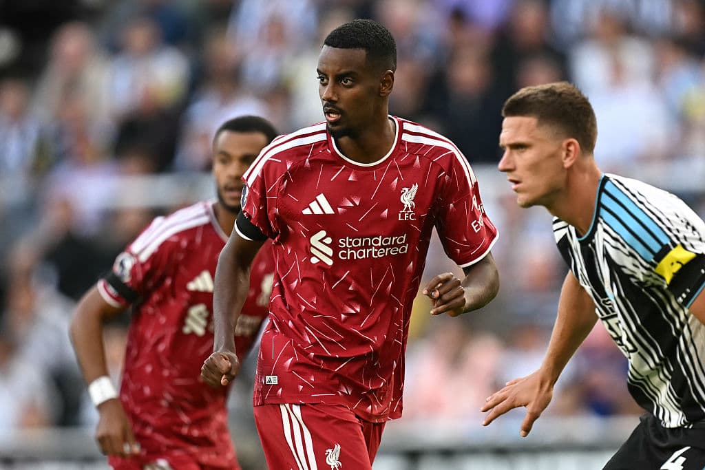 How Alexander Isak felt about his hostile Newcastle United reception on ...