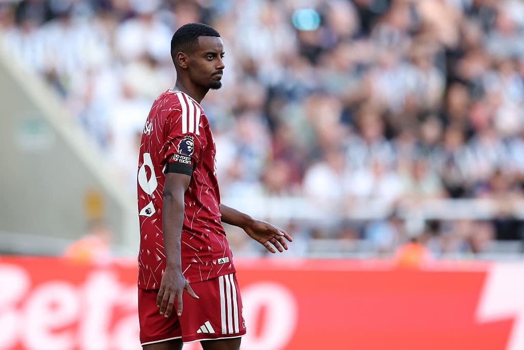 Alexander Isak issues 16-word statement after brutal Newcastle United ...