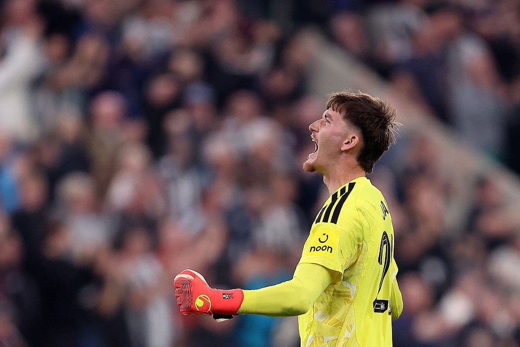 Newcastle United star releases statement after suffering training ground injury