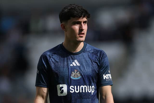 Tino Livramento of Newcastle United looks on during the warm u during the Premier League 2026/27 match between Newcastle United and AFC Bournemouth at St James' Park on September 05, 2026 in Newcastle upon Tyne, England. (Photo by Stu Forster/Getty Images)
