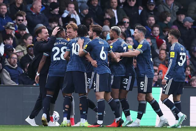 Joe Willock of Newcastle United celebrates scoring a goal with teammates and Matthias Jaissle, Manager of Newcastle United, which was later ruled out by VAR for offside during the Premier League 2026/27 match between Crystal Palace FC and Newcastle United at Selhurst Park on October 25, 2026 in London, England. (Photo by Alex Pantling/Getty Images)