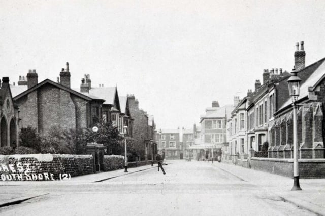 Looking down Moore Street from the junction with Rawcliffe Street through Waterloo Road and to St Bedes Avenue, 1915