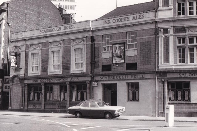 Were you a regular here during the 1980s? The licensee of Scarbrough Hotel on Bishopgate was Barry Gavin in September 1982.