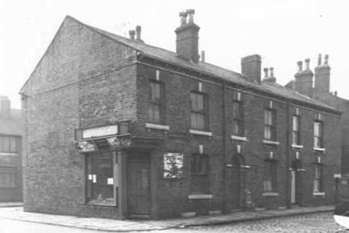 Share your memories of Wortley in the 1960s with Andrew Hutchinson via email at: andrew.hutchinson@jpress.co.uk or tweet him - @AndyHutchYPN