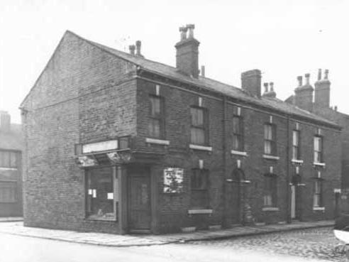 Share your memories of Wortley in the 1960s with Andrew Hutchinson via email at: andrew.hutchinson@jpress.co.uk or tweet him - @AndyHutchYPN