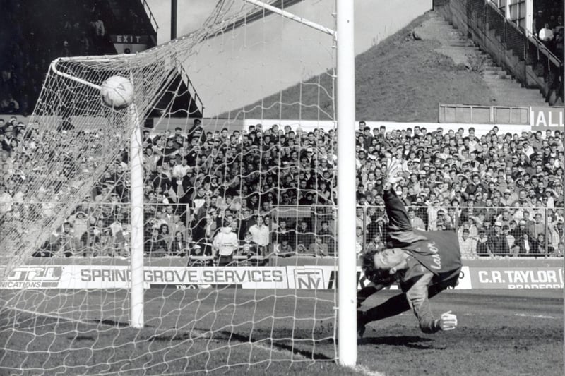 Simon Tracey makes an acrobatic but unsuccessful attempt to stop Gordon Strachan's penalty.