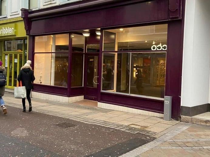 Thorntons announced that it would close all of its stores and operate as online-only in March 2021. The White Rose store was the only remaining Thorntons in Leeds, after the Commercial Street store closed in early 2020.
