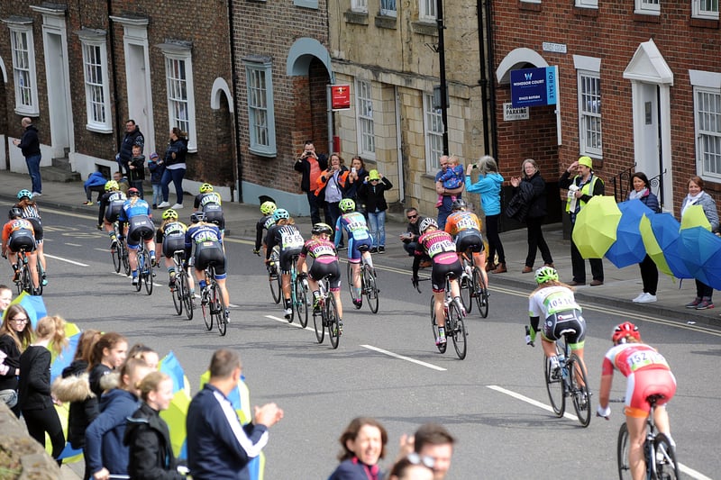 29 April 2017...TDY 2017 Women's Tour de Yorkshire
The womens race passes through Knaresborough. Picture Scott Merrylees