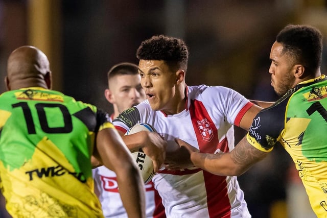 KAI PEARCE-PAUL
The 6’5 second-row from Bromley – who only turns 21 in February – made his breakthrough with the Warriors last season. And after a big off-season under the watchful eye of Shaun Wane and Matty Peet, he is expected to challenge for a place in the England squad for the delayed World Cup.