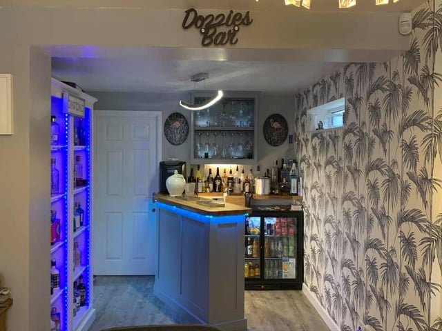 ...they've got an inside bar too! Photo: Donna N Paul Osborne