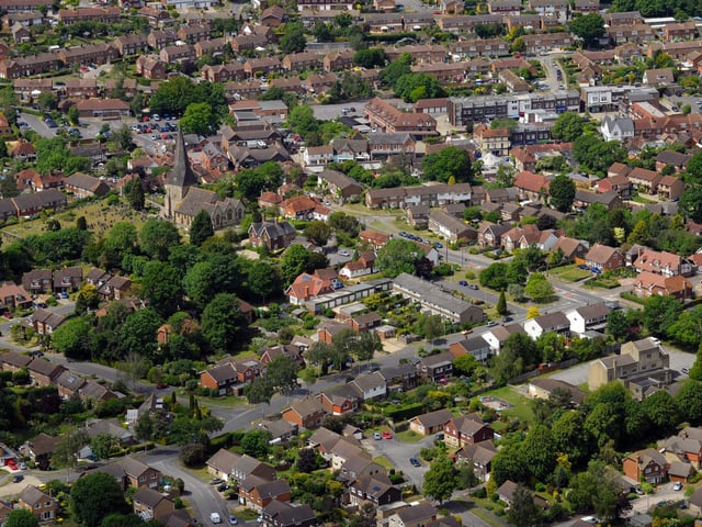 The average property price in Billingshurst was £380,000.