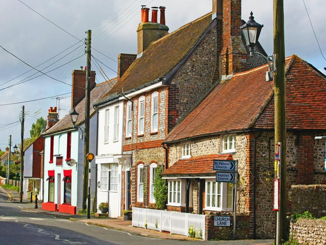 The average property price in Steyning & Upper Beeding was £405,000.