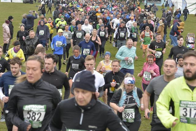 Eastbourne Half Marathon 2022 (Pic by Jon Rigby) SUS-220603-180257001