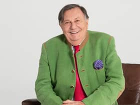 Barry Humpries has died aged 89 