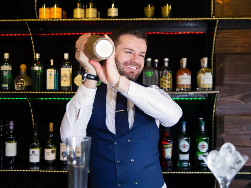There is a fully stocked bar outside. Photo: Kirsty Edmonds.