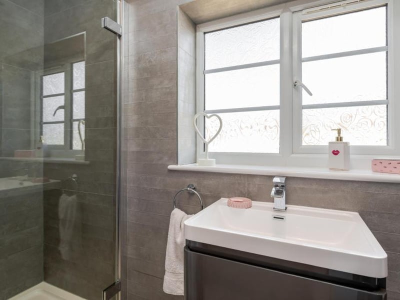 Three of the bedrooms have ensuite shower rooms
