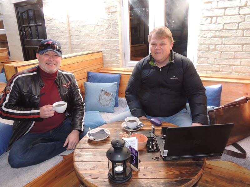 First customers through the door at Watergate Yard in Sleaford, Dave Brackley and Al Smalley were having a business meeting. EMN-211204-163450001