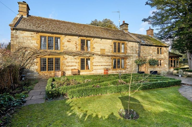 This traditional style stone built detached period property has come on the market in the village of Thorpe Mandeville near Banbury (Image from Rightmove)