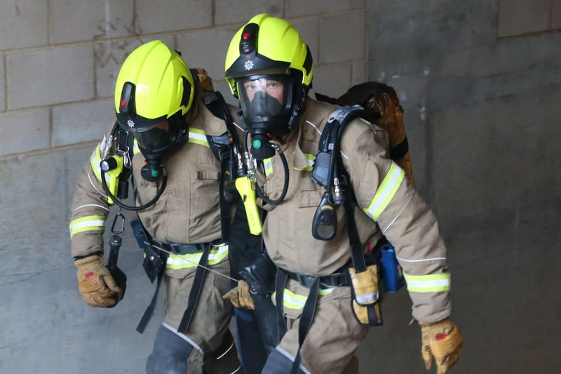 Firefighters carried out a huge exercise SUS-210505-174042001