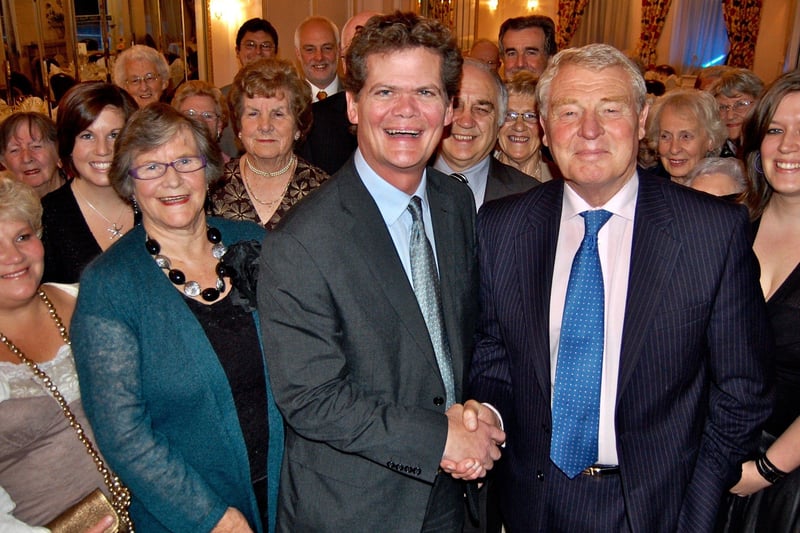 Paddy Ashdown is pictured with Liberal Democrats in Eastbourne. SUS-210517-102514001