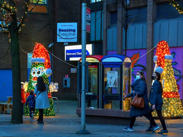 Christmas decorations in The Diamond. Photo: George Sweeney. DER2150GS – 028