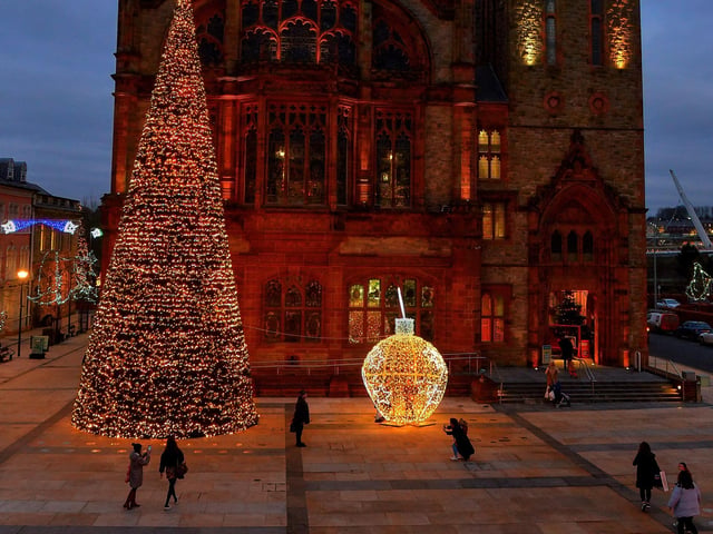 Guildhall Square. Photos: George Sweeney. DER2150GS – 033