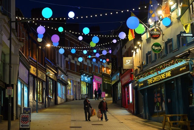 Christmas illuminations on Waterloo Street. Photos: George Sweeney. DER2150GS – 045